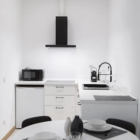 Pindemonte 2_bilo * Milán