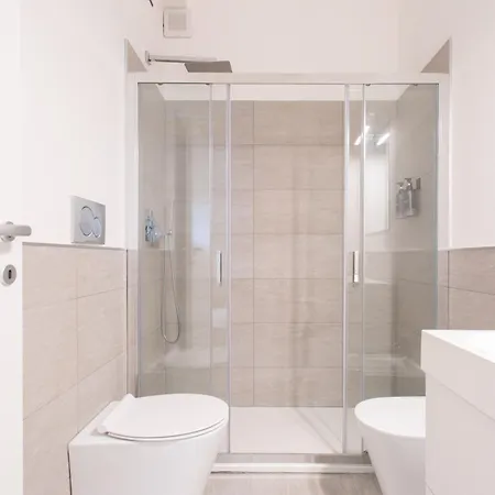 Modern Peaceful Flat In The City Centre