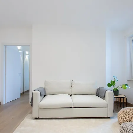 Lägenhet Modern Peaceful Flat In The City Centre Milano